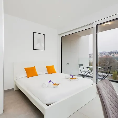 Campus {30 Wonderful Smart Suites} In The Area * Lugano