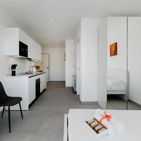 Hotel Campus 45 Wonderful Smart In The Area *