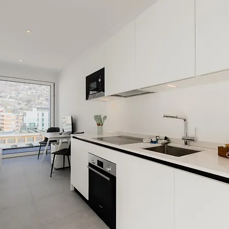 Campus {30 Wonderful Smart Suites} In The Area *