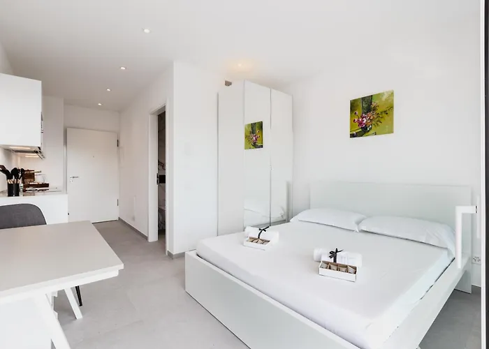 Campus 45 Wonderful Smart In The Area מלון